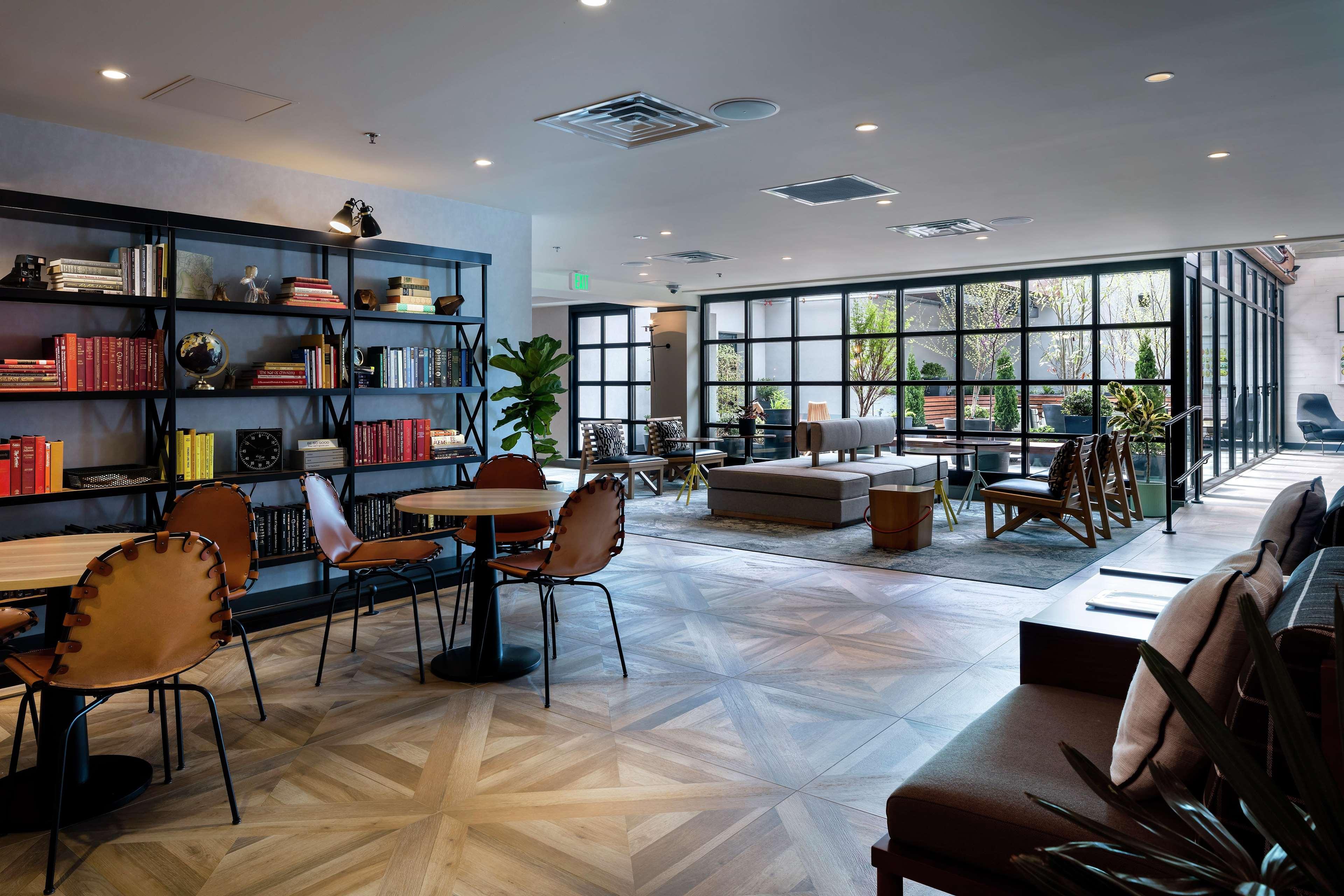 Freepoint Hotel Cambridge, Tapestry Collection By Hilton Bagian luar foto