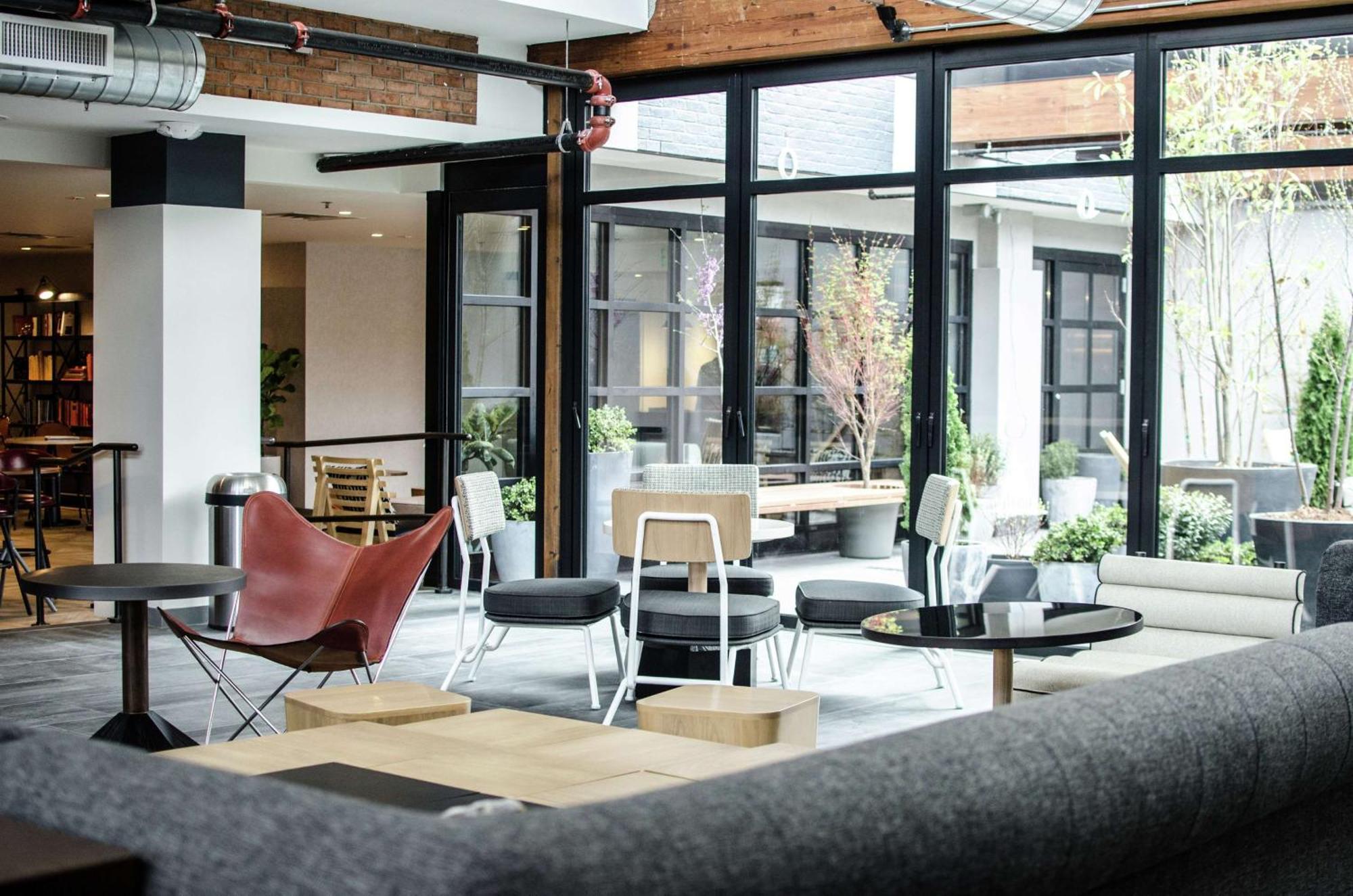 Freepoint Hotel Cambridge, Tapestry Collection By Hilton Bagian luar foto
