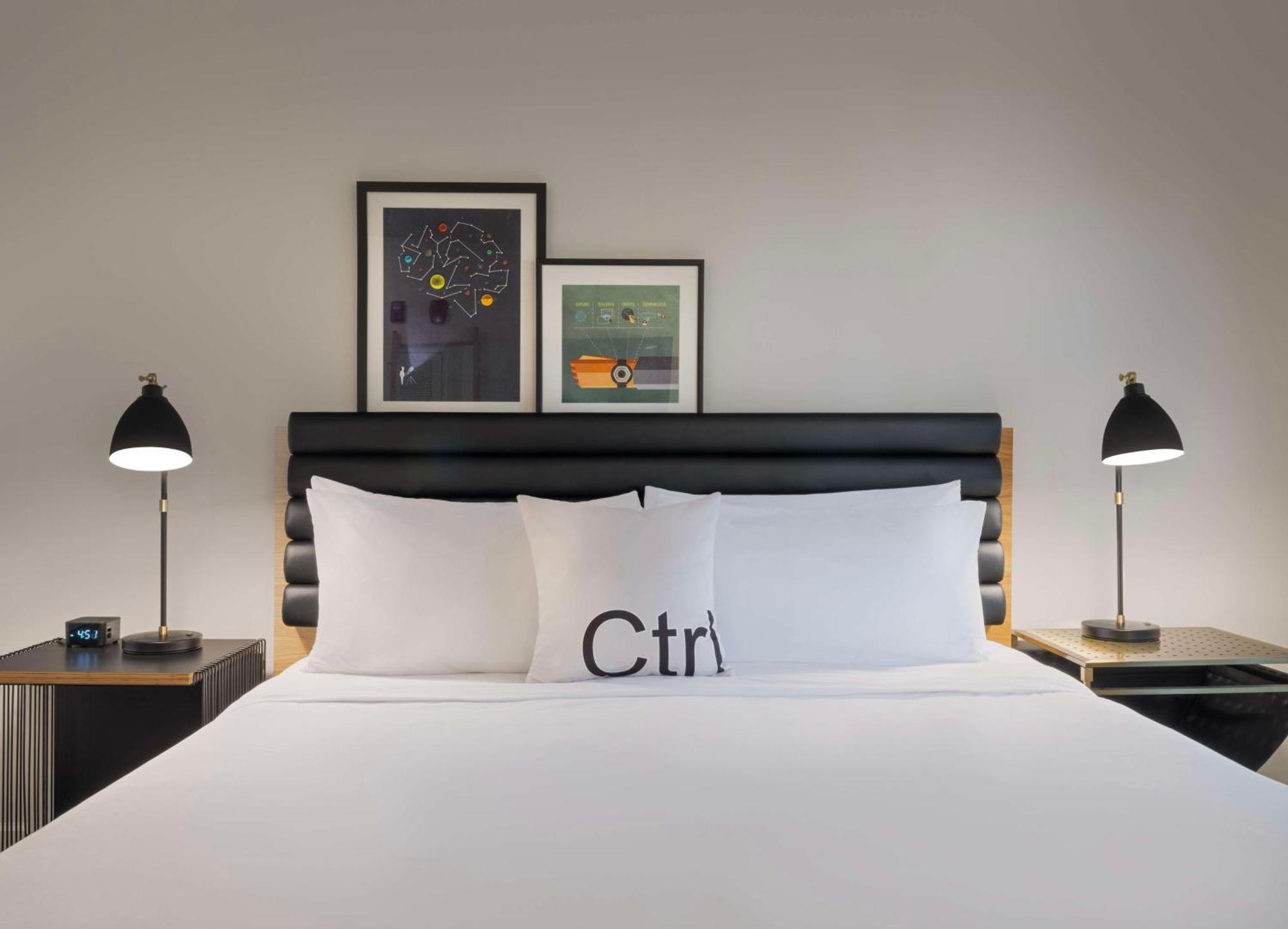 Freepoint Hotel Cambridge, Tapestry Collection By Hilton Bagian luar foto