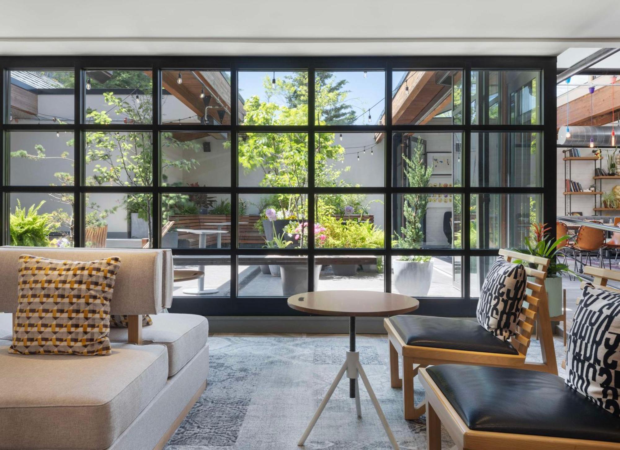 Freepoint Hotel Cambridge, Tapestry Collection By Hilton Bagian luar foto