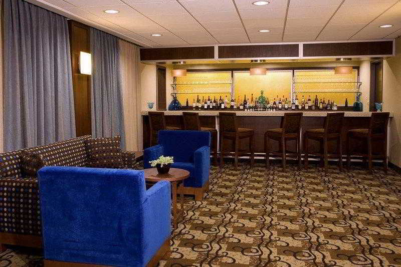 Freepoint Hotel Cambridge, Tapestry Collection By Hilton Bagian luar foto