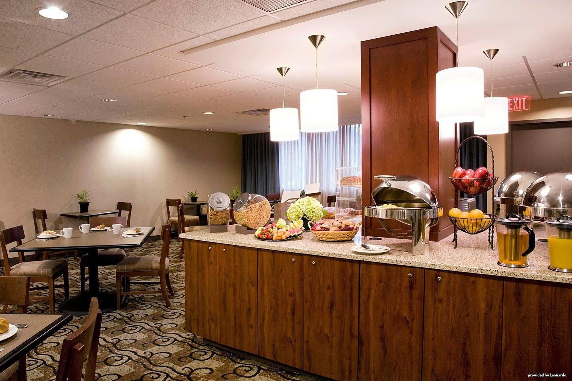 Freepoint Hotel Cambridge, Tapestry Collection By Hilton Restoran foto